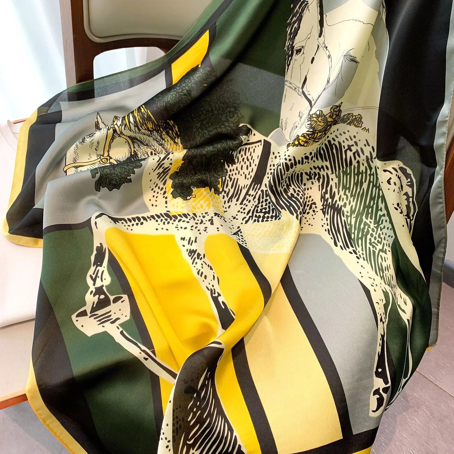 70x70cm Four Seasons Print Silk Scarf | Travel-Friendly Beach Kerchief & Sunscreen Headcloth | Women's Fashion Accessory - Smooth Wigs