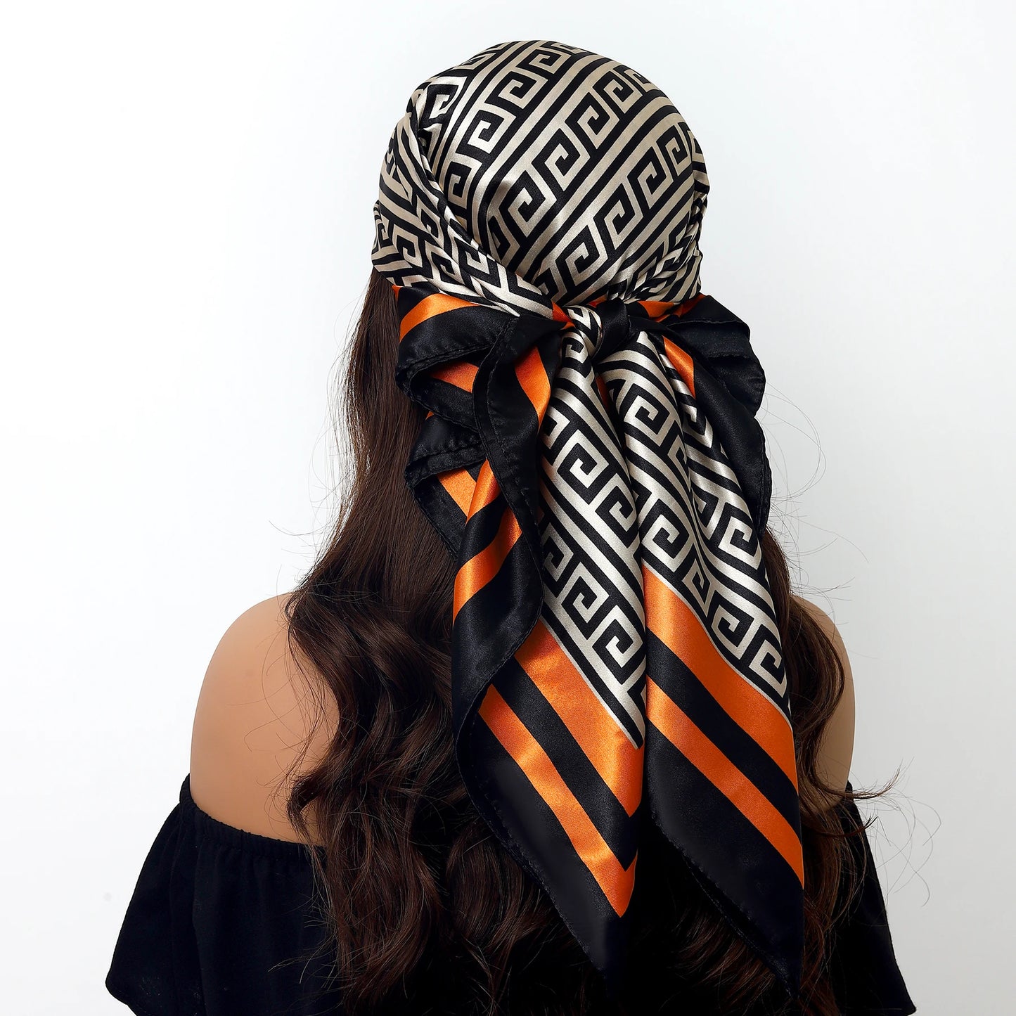 90x90cm Silk Scarf | 2025 Trendy Beach Sunscreen Shawl | Europe & America Style Printed Bandanna for Women - Smooth Wigs