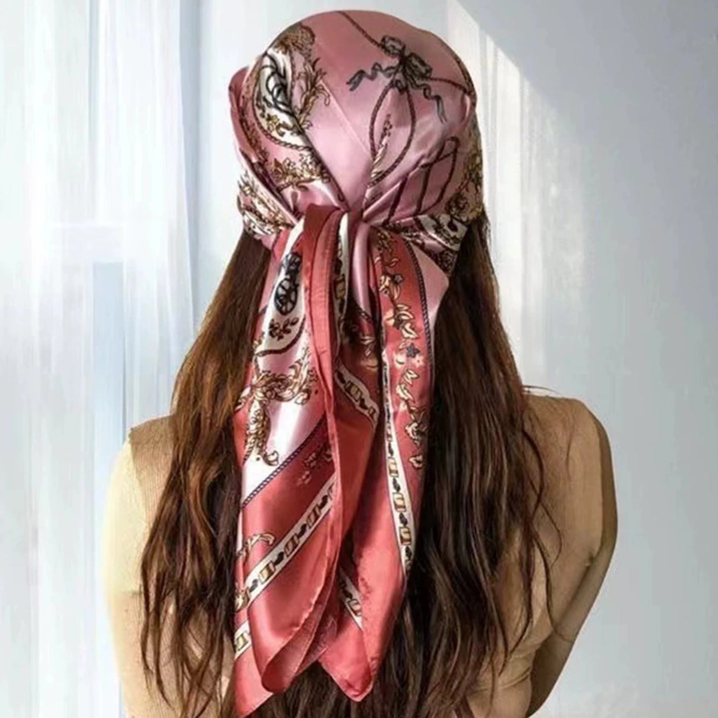 90x90cm Silk Scarf | 2025 Trendy Beach Sunscreen Shawl | Europe & America Style Printed Bandanna for Women - Smooth Wigs