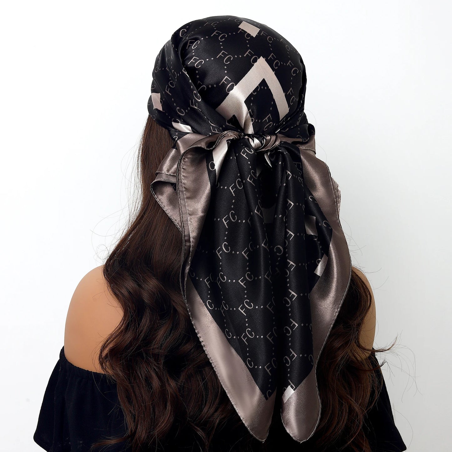 90x90cm Silk Scarf | 2025 Trendy Beach Sunscreen Shawl | Europe & America Style Printed Bandanna for Women - Smooth Wigs
