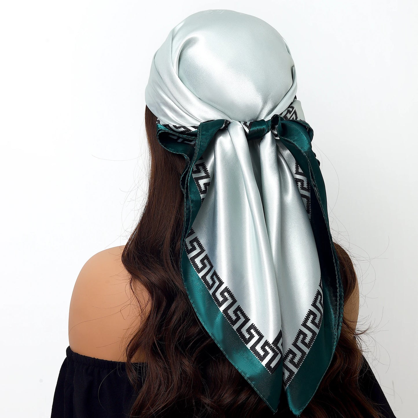 90x90cm Silk Scarf | 2025 Trendy Beach Sunscreen Shawl | Europe & America Style Printed Bandanna for Women - Smooth Wigs