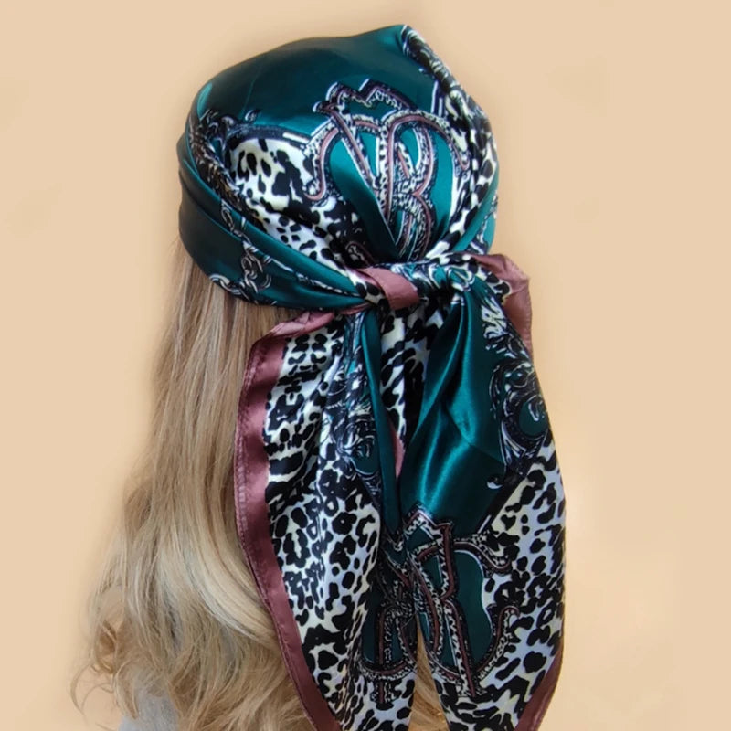 90x90cm Silk Scarf | 2025 Trendy Beach Sunscreen Shawl | Europe & America Style Printed Bandanna for Women - Smooth Wigs