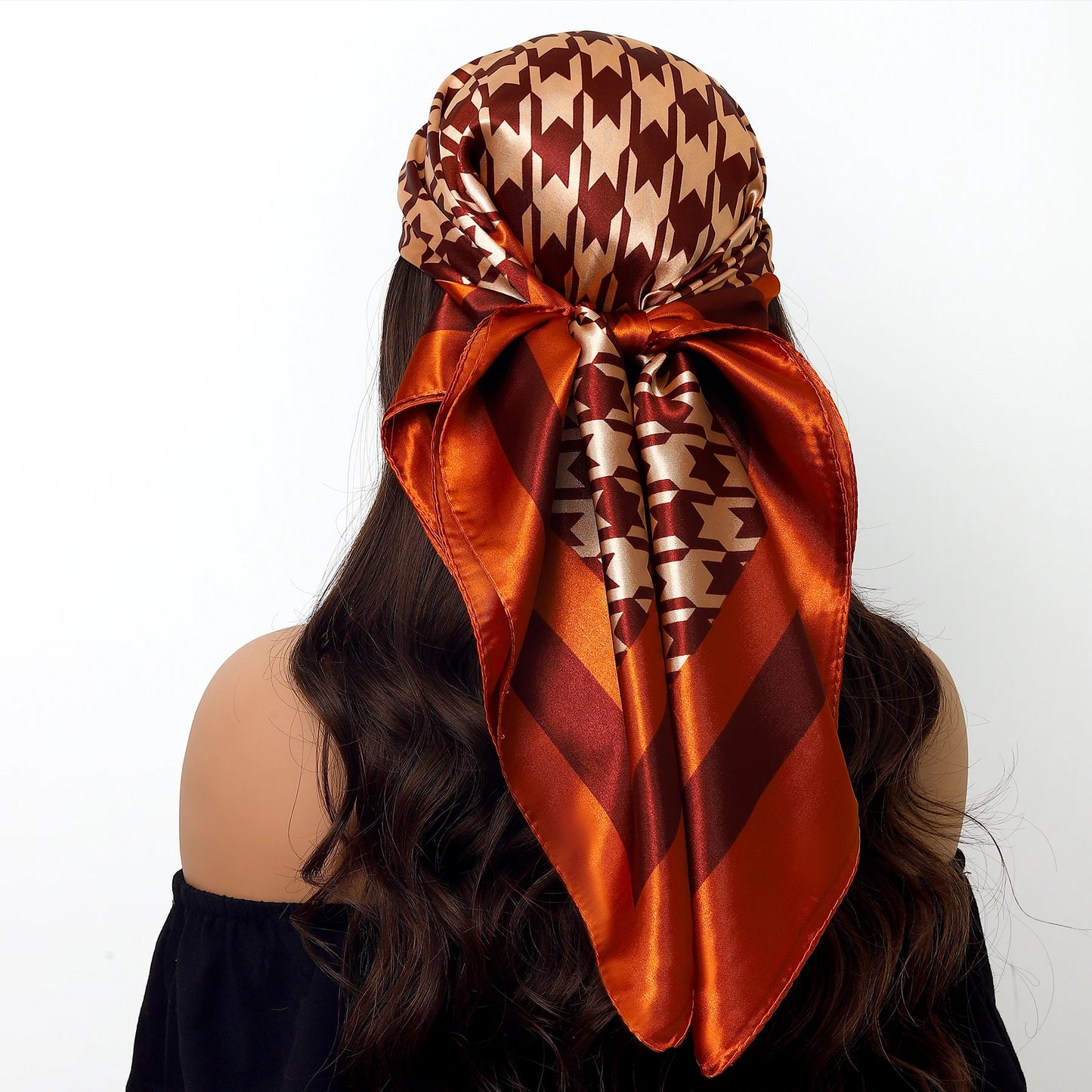 90x90cm Silk Scarf | 2025 Trendy Beach Sunscreen Shawl | Europe & America Style Printed Bandanna for Women - Smooth Wigs