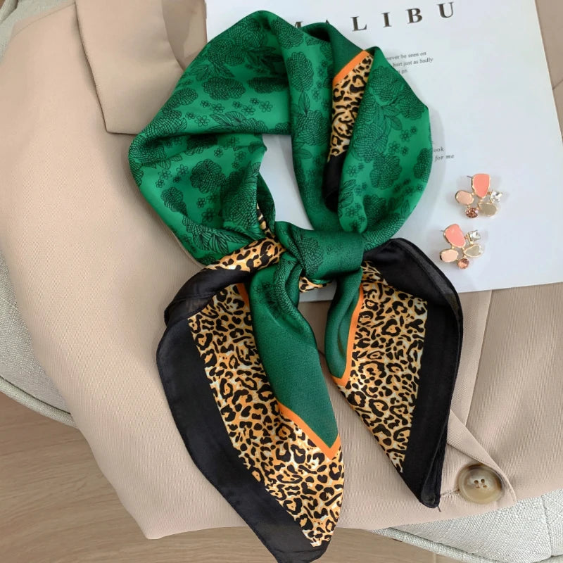 70x70cm Four Seasons Print Silk Scarf | Travel-Friendly Beach Kerchief & Sunscreen Headcloth | Women's Fashion Accessory - Smooth Wigs