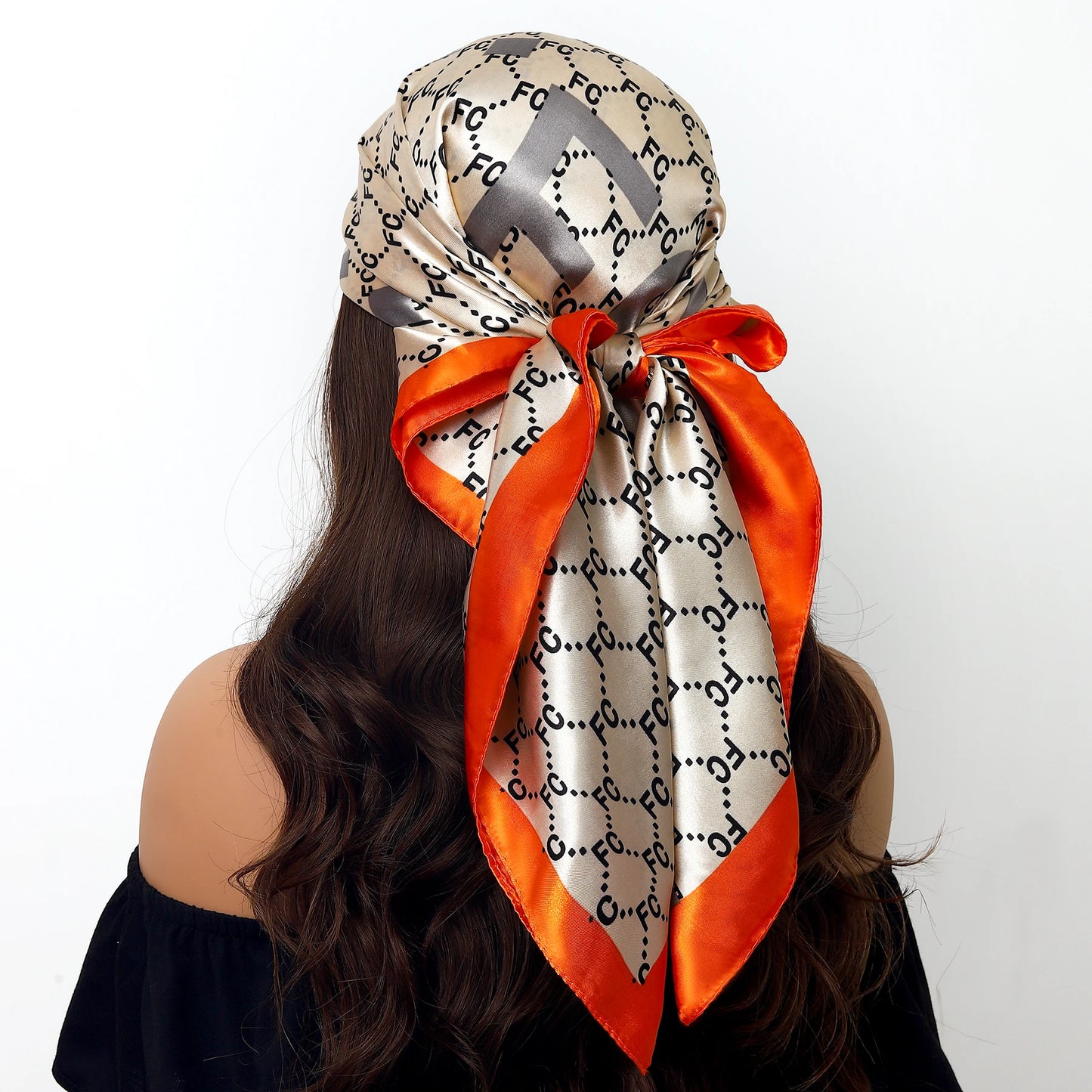90x90cm Silk Scarf | 2025 Trendy Beach Sunscreen Shawl | Europe & America Style Printed Bandanna for Women - Smooth Wigs