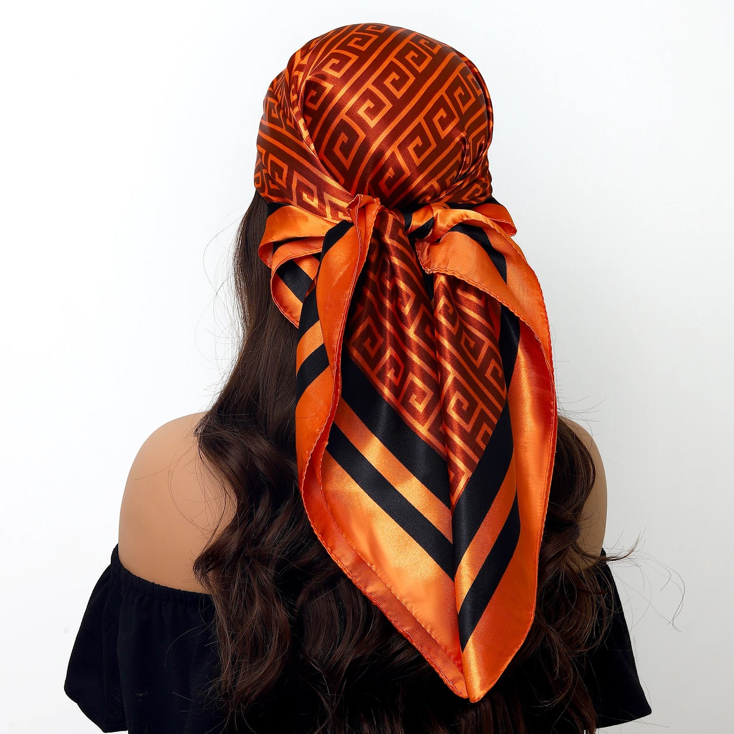 90x90cm Silk Scarf | 2025 Trendy Beach Sunscreen Shawl | Europe & America Style Printed Bandanna for Women - Smooth Wigs